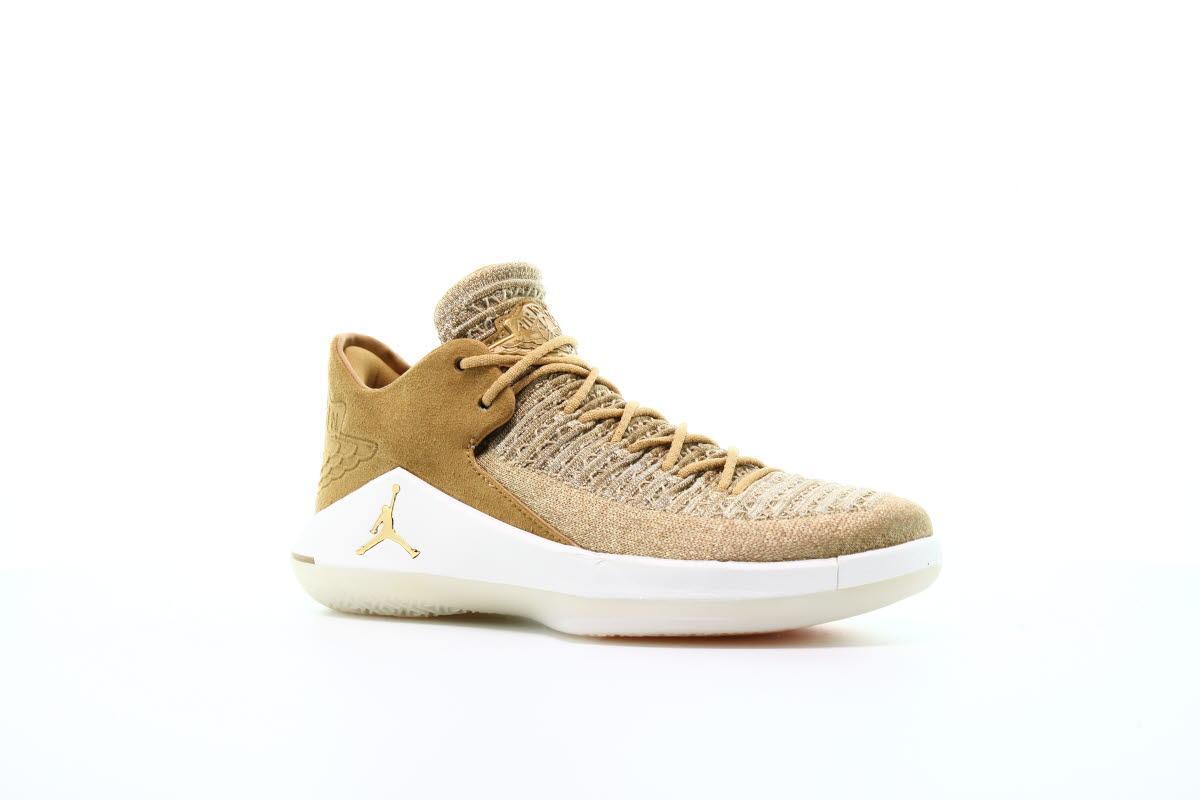 Jordan xxxii hot sale low gold